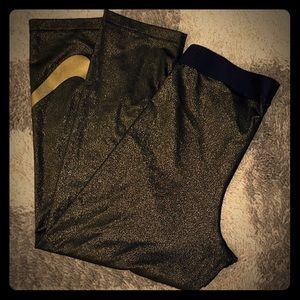 Nike Cropped Leggings